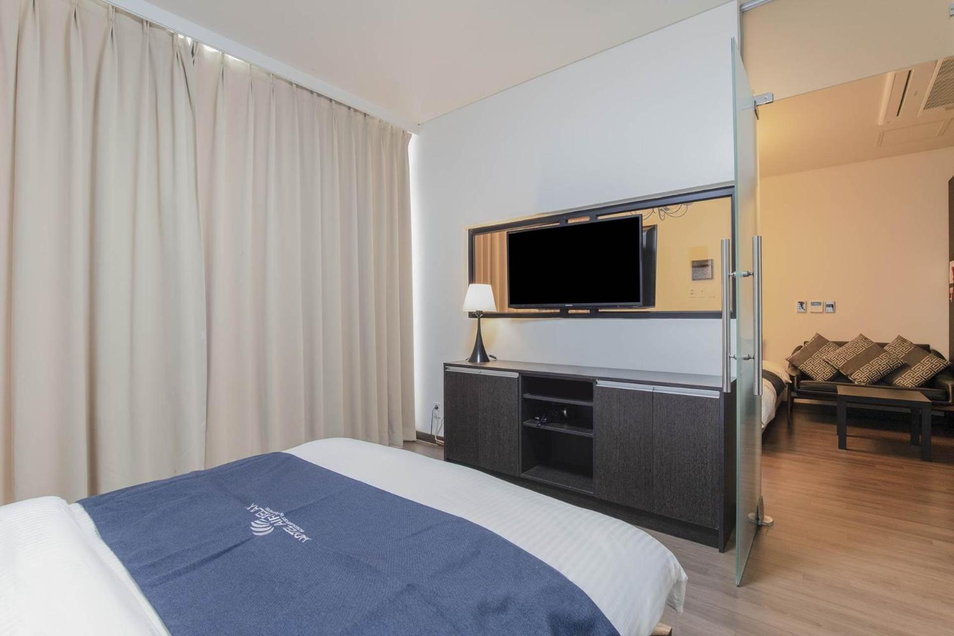 Deluxe Family Suite